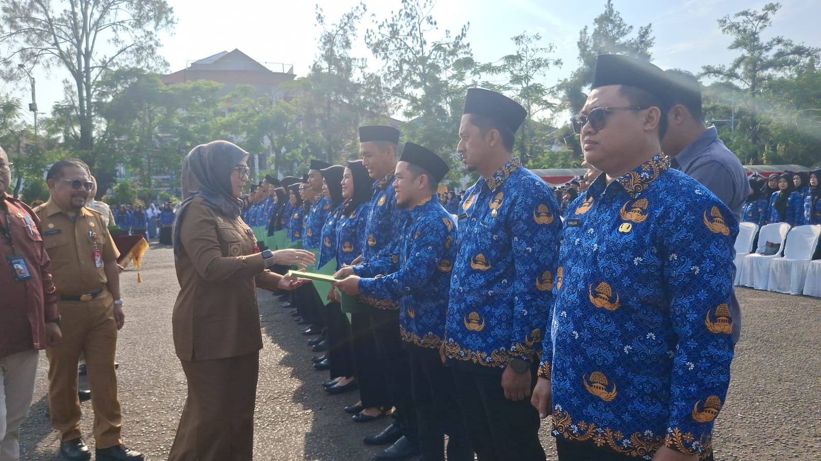 Penyerahan SK P3K Paruh Waktu Wali Kota Banjarbaru