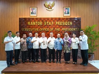 Menjaga Harapan di Tengah Krisis: Seni Kepemimpinan Wali Kota Banjarbaru Hj. Erna Lisa Halaby di Tengah Pemotongan Anggaran