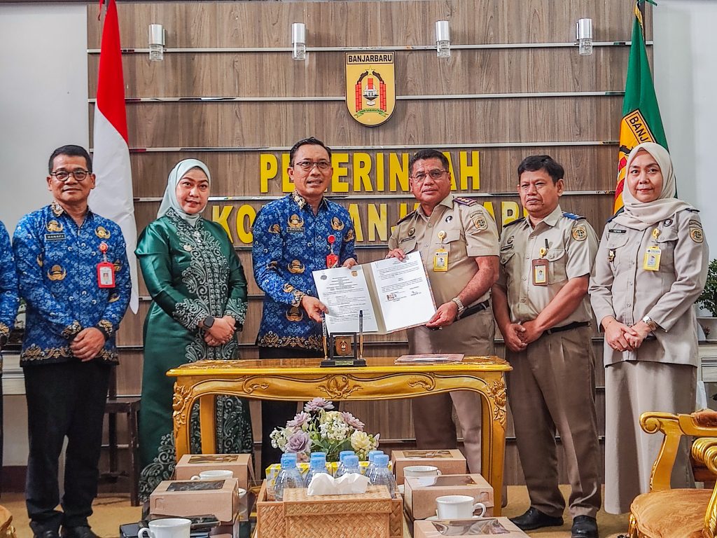 Wali Kota Hj. Erna Lisa Halaby Terima 303 Sertifikat Hak Pakai Aset Daerah, Perkuat Kepastian Hukum dan Tata Kelola Aset Daerah