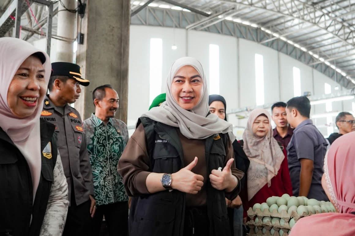 Wali Kota Banjarbaru Sidak Pasar Bauntung, Pastikan Harga Pangan Stabil Jelang Natal dan Tahun Baru