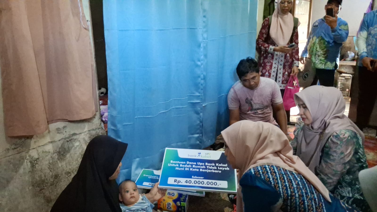 Wali Kota Banjarbaru Hj. Erna Lisa Halaby Turun Langsung, Pemerintah dan Bank Kalsel Bantu Bayi Syifa