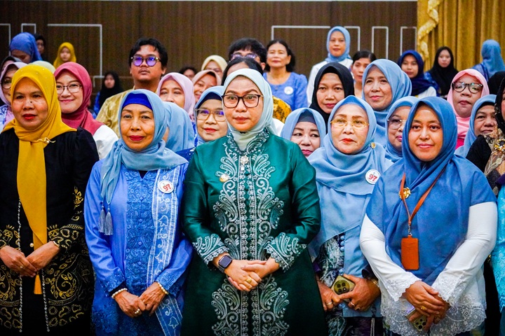 Wali Kota Hj. Erna Lisa Halaby: Perempuan Berdaya Kunci Mewujudkan Indonesia Emas 2045