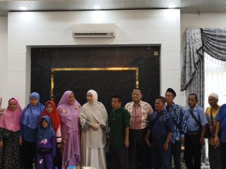 Wali Kota Banjarbaru Hj. Erna Lisa Halaby Rayakan Lebaran Tanpa Open House, Silaturahim Tetap Hangat Bersama YKTN