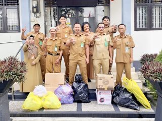 Lurah Bara : Gerakan Pemilahan Sampah Dimulai dari Kantor Kelurahan