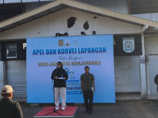 Wali Kota Banjarbaru Hj. Erna Lisa Halaby Turun Langsung Pimpin Gerakan Indonesia ASRI di Banjarbaru