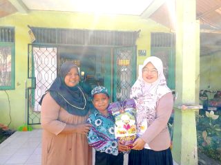 Sedekah dari Botol: Cara Sederhana Siswa SDN 4 Syamsudin Noor Menjaga Bumi dan Menguatkan Empati