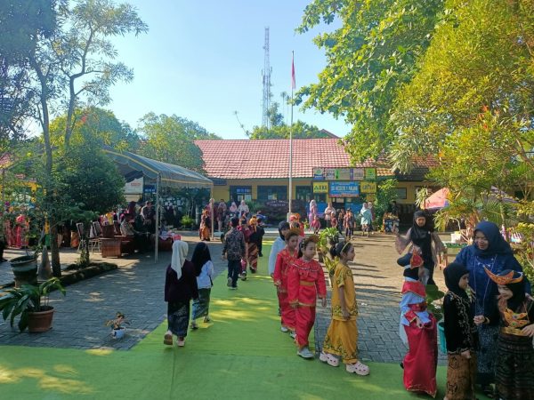 Dari Kelurahan Palam, Semangat Kartini Tumbuh dan Menguat