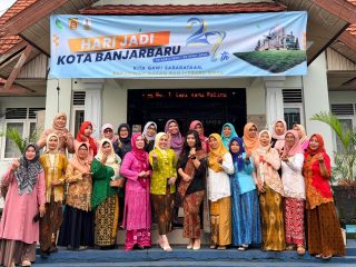 Semangat Kartini di Kelurahan Guntung Paikat dan Inspirasi Kepemimpinan Wali Kota Hj. Erna Lisa Halaby