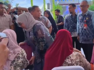 Sebanyak  550 Paket Sembako Disalurkan untuk Warga Kurang Mampu di Hari Jadi ke-27