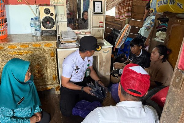 Bebaskan Lingkungan dari Sampah, Guntung Paikat Hadirkan Program GAPAI BERKAH