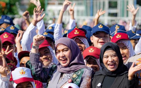 Wali Kota Banjarbaru, Hj Erna Lisa Halaby Pimpin Upacara Hardiknas