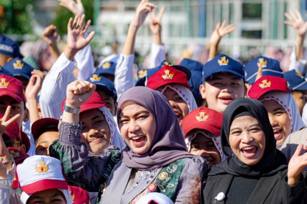 Wali Kota Banjarbaru, Hj Erna Lisa Halaby Pimpin Upacara Hardiknas
