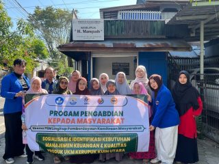 Bangun Jejaring dan Kolaborasi, PKM Dorong Terbentuknya Komunitas UKM Kerupuk Kuin Utara