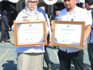 Dua Penghargaan dalam Bidang Hukum Diterima Wali Kota, Kualitas Tata Kelola Pemerintahan Semakin Diakui