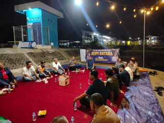 Hadir di Kopi Batara, Camat Banjarbaru Selatan Berikan Atensi Keamanan Embung dan Aksi Balap Liar